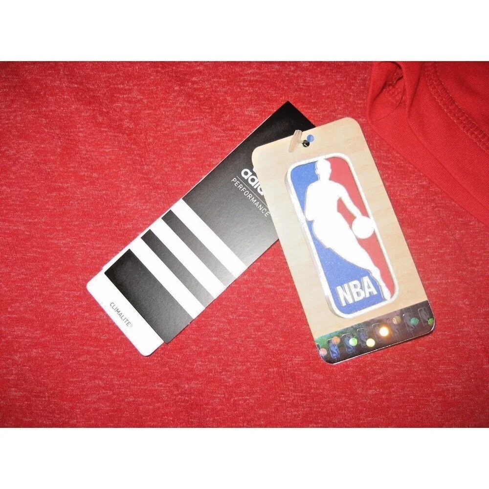 Adidas Men's NBA Chicago Bulls LS Clima-Lite Hoodie Shirt Red Black Size Small